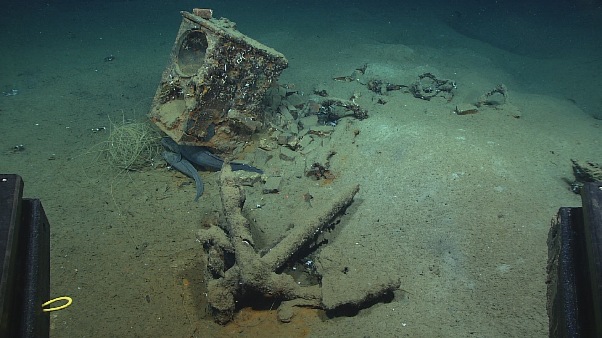 Shipwreck-15563-Broken-Anchor