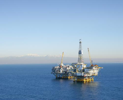Offshore oil platform